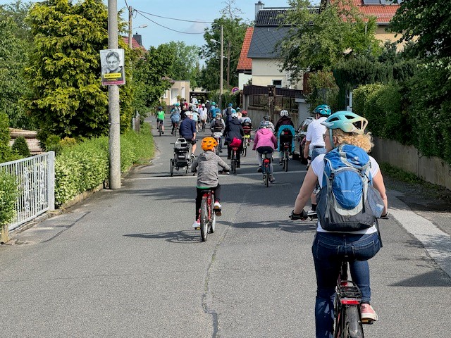 Fahrradfahrer auf einer Straße